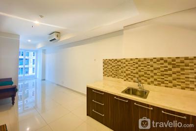 Apartemen Aspen Residence - Unfurnished 2BR with AC Apartment at 8th Floor Aspen Residence By Travelio