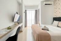 Apartemen Grand Kamala Lagoon - Modern Look Studio at Grand Kamala Lagoon Apartment By Travelio