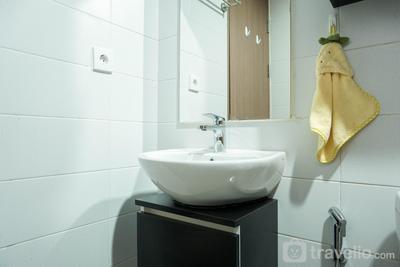 Apartemen Puri Orchard - Comfy and Stylish 2BR Apartment at Puri Orchard By Travelio