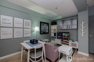 Apartemen Pancoran Riverside - Nice and Warm Studio at Pancoran Riverside Apartment By Travelio