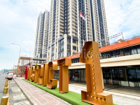 Apartemen Meikarta District 1 - Best Deal and Comfy 2BR at Meikarta Apartment By Travelio