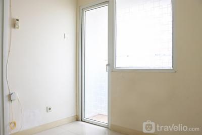 Apartemen Green Pramuka City - Unfurnished 2BR with AC at 18th Floor Green Pramuka City Apartment By Travelio