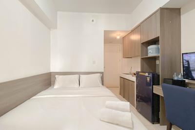 Good and Cozy Studio Springlake Summarecon Bekasi Apartment By Travelio