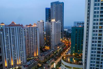 Apartemen Madison Park - 2BR Apartment Madison Park near Central Park with City View By Travelio