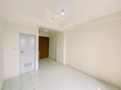 Apartemen Podomoro Golf View - Warm Studio Unfurnished with AC at Podomoro Golf View Apartment By Travelio
