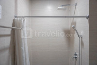 Apartemen Grande Valore Condominium - Wonderful and Pool View 1BR Apartment Grande Valore Condominium By Travelio