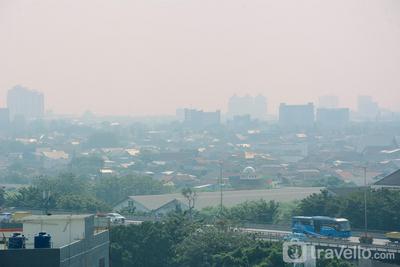 Apartemen Green Pramuka City - Beautiful and Comfy 2BR Green Pramuka City Apartment By Travelio