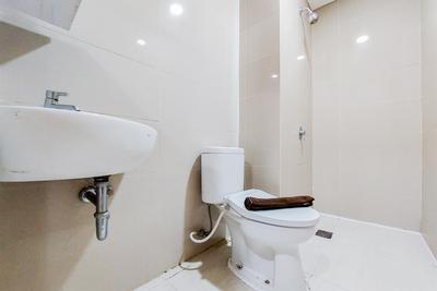 Apartemen B Residence - Serene and Homey Studio Apartment B Residence By Travelio