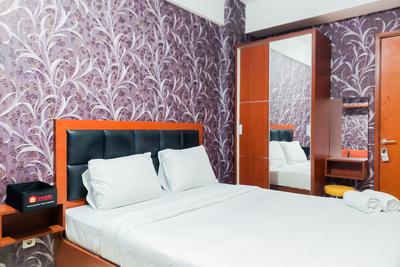 Apartemen Green Lake View - Homey and Cozy Stay Studio Green Lake View Apartment By Travelio