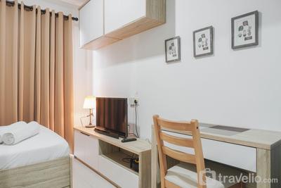 Apartemen Springwood Residence Tangerang - Cozy Studio Apartment with Super Single Bed at Springwood Residence By Travelio