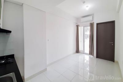 Apartemen Emerald Bintaro - Unfurnished with AC 2BR Apartment at Emerald Bintaro near Bintaro XChange By Travelio