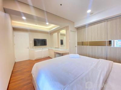 Apartemen Parahyangan Residence - Luxurious 2BR Apartment at Parahyangan Residence By Travelio