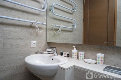 Apartemen Taman Anggrek Residence - Luxurious Studio Apartment Taman Anggrek Residence in Strategic Area By Travelio