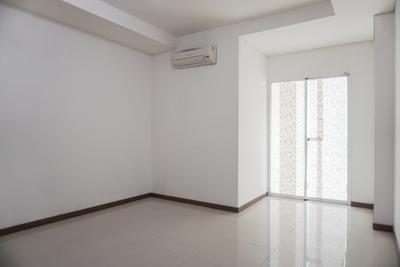 Apartemen Green Bay Condominium - 2BR Unfurnished with AC at Green Bay Condominium Apartment By Travelio