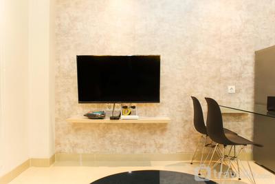 Apartemen Mustika Golf Residence - Modern and Spacious Studio Apartment at Mustika Golf Residence By Travelio