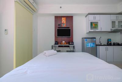 Apartemen Pakubuwono Terrace - Comfy and Modern Studio Pakubuwono Terrace Apartment By Travelio