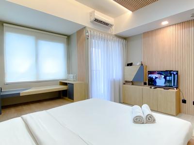 Apartemen LRT City Jatibening - Modern Look Studio at Gateway Park LRT City Bekasi Apartment By Travelio
