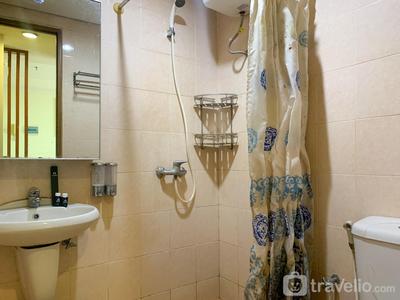 Apartemen Patria Park - Warm and Cozy 2BR Patria Park Apartment By Travelio