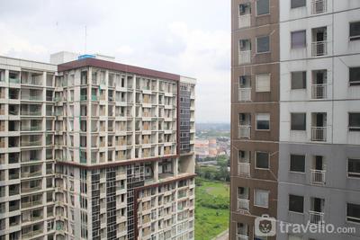 Apartemen Grand Dhika City Jatiwarna - Homey and Comfort 1BR at Grand Dhika City Jatiwarna Apartment By Travelio