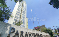 Apartemen Parahyangan Residence - Modern 2BR Apartment Without Living Room at Parahyangan Residence By Travelio