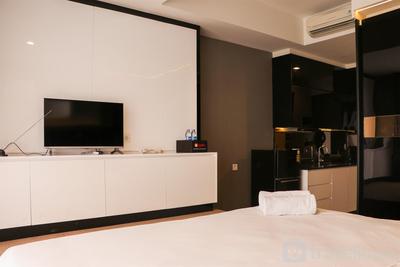 Apartemen Sudirman Hill - Modern Look Studio Room at High Floor Sudirman Hill Apartment By Travelio