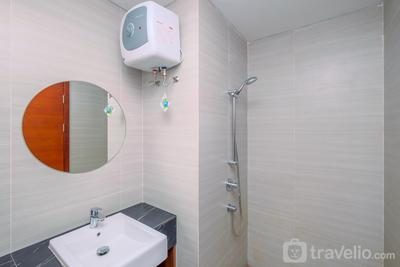 Apartemen West Vista - Homey and Comfort Studio at West Vista Apartment By Travelio