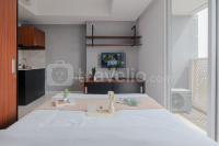 Cozy Stay Studio at West Vista Apartment By Travelio