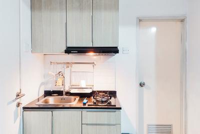 Apartemen Urbantown Serpong - Cozy Living Studio Room at Urbantown Serpong Apartment By Travelio