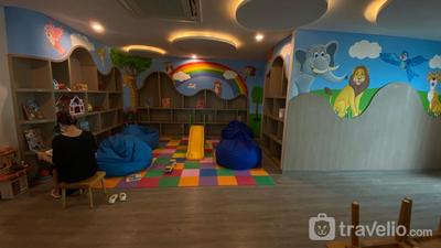 Apartemen Holland Village Jakarta - 3BR Unfurnished With AC at Holland Village Apartment By Travelio