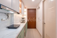 Apartemen Parkland Avenue - Simple Neutral Toned Studio Room at Parkland Avenue Apartment By Travelio