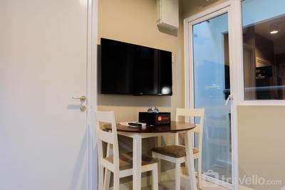 Apartemen Green Pramuka City - 1BR Fully Furnished Apartment at Green Pramuka City By Travelio