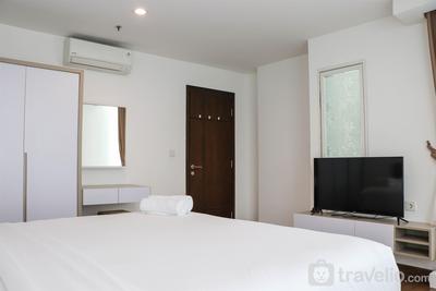 Apartemen Gallery West Residence - Cozy High Floor 1BR Apartment at Gallery West Residence By Travelio