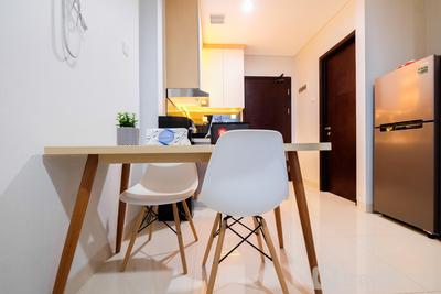 Apartemen Brooklyn Alam Sutera - Well Furnished 1BR Brooklyn Alam Sutera Apartment By Travelio