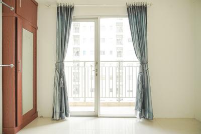 1BR Unfurnished with AC Cosmo Mansion Apartment By Travelio