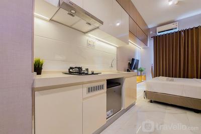Apartemen Sky House BSD - Scenic Designed and Comfy Studio at Sky House BSD Apartment By Travelio