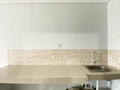 Apartemen Enviro - Unfurnished Studio with AC at 10th Floor at Enviro Apartment By Travelio