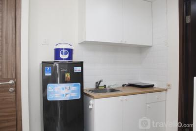 Apartemen Grand Dhika City Jatiwarna - Homey and Comfort 1BR at Grand Dhika City Jatiwarna Apartment By Travelio