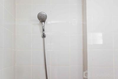 Apartemen Lagoon Bekasi Town Square - Homey and Simply 2BR at Lagoon Apartment By Travelio