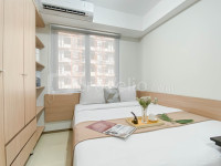 Comfy Studio Room at Meikarta District 2 Apartment By Travelio