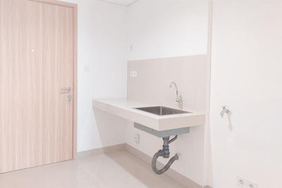 Apartemen Bintaro Embarcadero - Good Deal Unfurnished 1BR with AC Apartment at Bintaro Embarcadero By Travelio