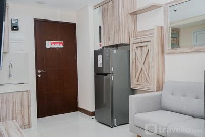 Comfort and Minimalist 2BR Apartment Springwood Residence By Travelio