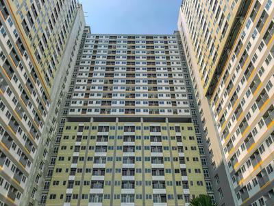 Apartemen LRT City Sentul - Royal Sentul Park - Warm and Simply Studio at Royal Sentul Park Apartment By Travelio