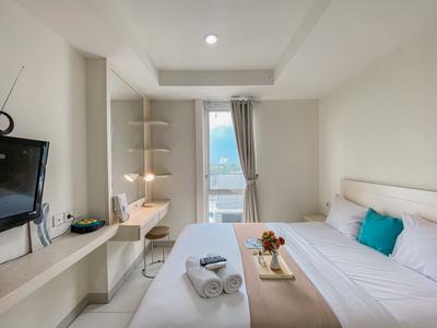 Apartemen Azalea Suites - Modern Look and Restful Studio at Azalea Suites Apartment By Travelio