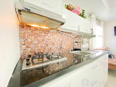 Apartemen Parahyangan Residence - Comfy and Modern 2BR Apartment at Parahyangan Residence By Travelio