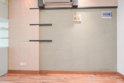 Apartemen French Walk (MOI) - Spacious 2BR at Frenchwalk Apartment with Maid Room By Travelio