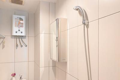 Apartemen Grand Kamala Lagoon - Spacious and Comfy 2BR Combined at Grand Kamala Lagoon Apartment By Travelio