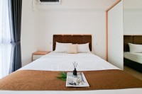 Practical 2BR for 3 Pax at Sky House Alam Sutera Apartment By Travelio