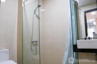 Apartemen Gallery West Residence - Best Choice and Modern 2BR Apartment at Gallery West Residence By Travelio