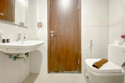 Apartemen LRT City Bekasi - Comfort and Simply Look Studio Eastern Green LRT City Apartment By Travelio