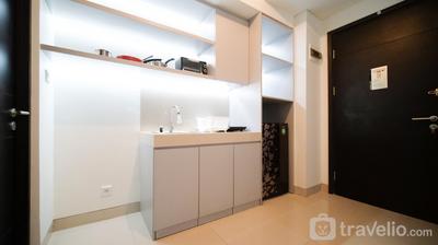 Apartemen Klaska Residence - Tidy and Strategic 1BR Apartment at Klaska Residence By Travelio